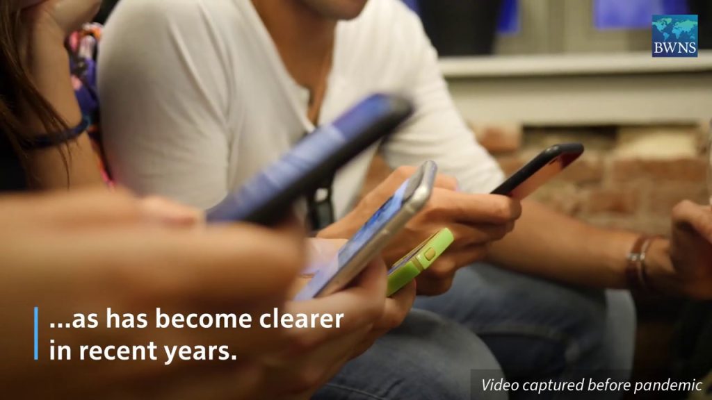 Con l'applicazione sempre più diffusa degli strumenti digitali in tutti gli ambiti dell'impegno individuale e collettivo, la domanda si sposta quindi dal dover utilizzare tali tecnologie a come possono essere concepite e applicate in modo appropriato e consapevole